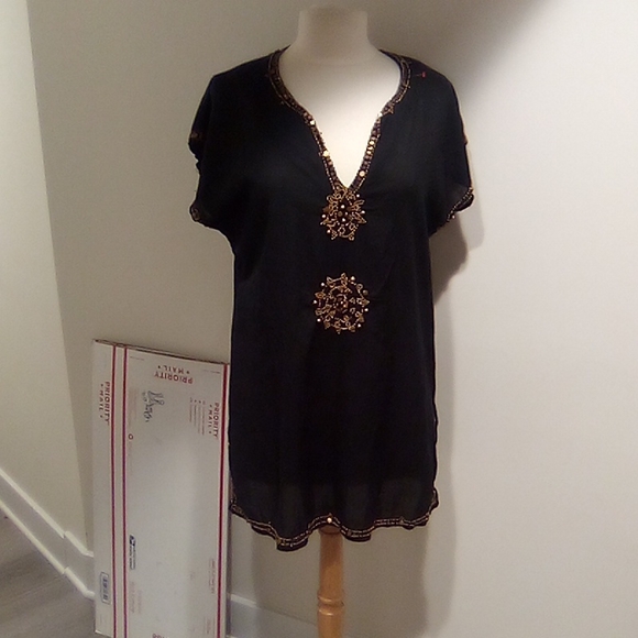 Black Bronze Beaded Raviya Short Sleeve Tunic - Picture 4 of 15